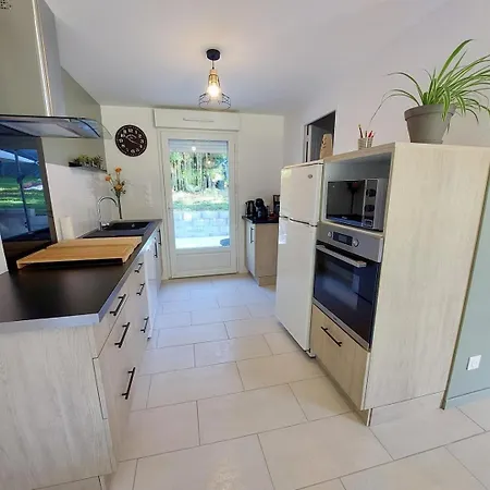 Holiday home Des Sources A Climatise Et