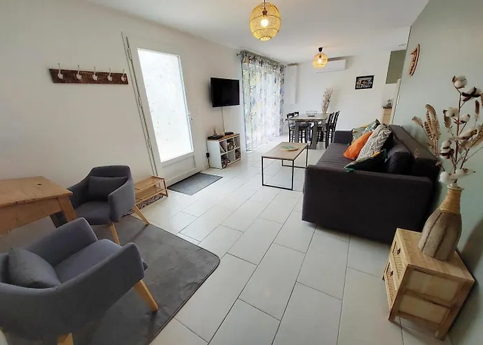 Des Sources A Climatise Et בית נופש סרלה-לה קנדה